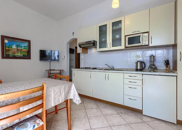 Lejlighed Nino-5 By Interhome