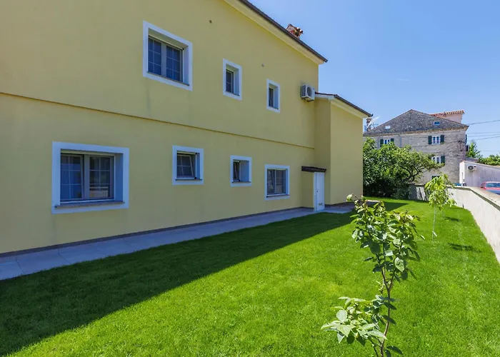 Apartman Nino-5 By Interhome *